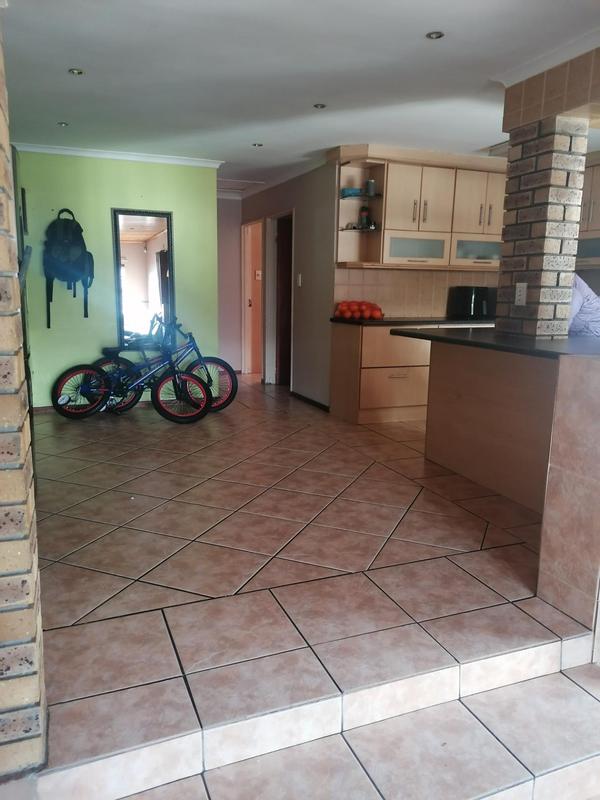 2 Bedroom Property for Sale in Maitland Western Cape